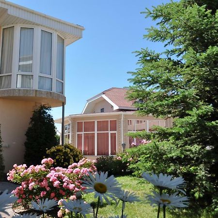 Zlata Inn Tamchy Dış mekan fotoğraf